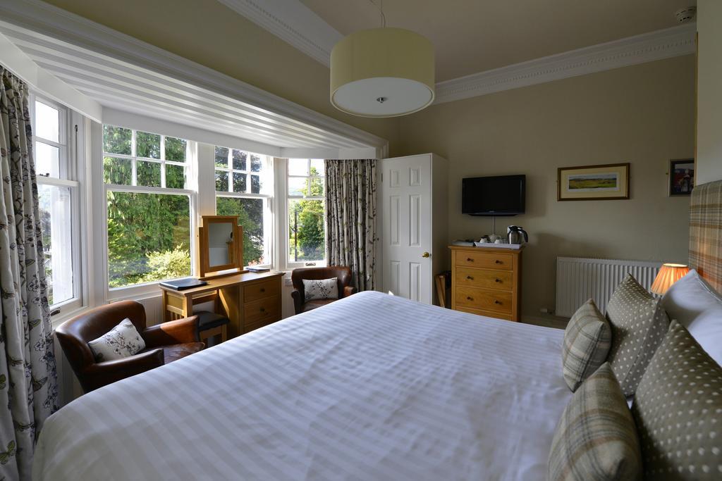 Torrdarach House Bed & Breakfast พิทลอครี ภายนอก รูปภาพ