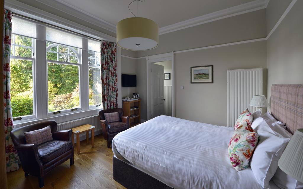 Torrdarach House Bed & Breakfast พิทลอครี ภายนอก รูปภาพ