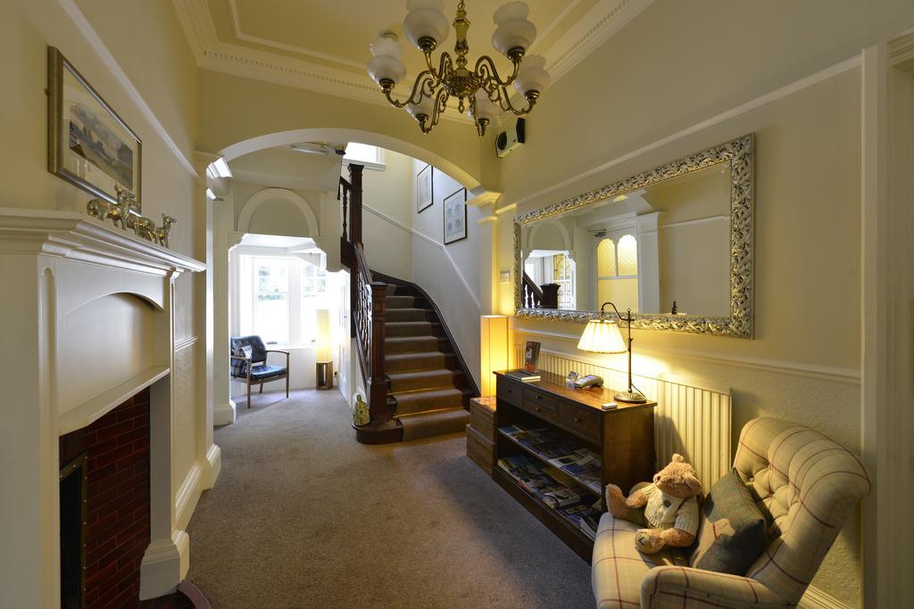 Torrdarach House Bed & Breakfast พิทลอครี ภายนอก รูปภาพ